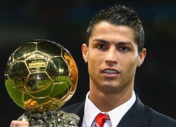 开云娱乐|疲软期再显角球硬实力，争议晋级背后的阿森纳是否已露冠军相？