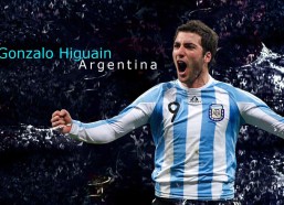 开云官网|电竞名将梦泪首发表现失常，时隔569天首度被替换引震动