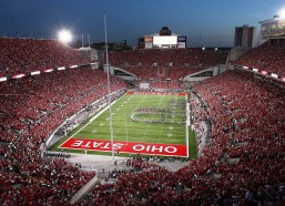 【开云】欧联焦点战前瞻，斯拉维亚状态火热迎战低迷毕巴，巴萨静观其变