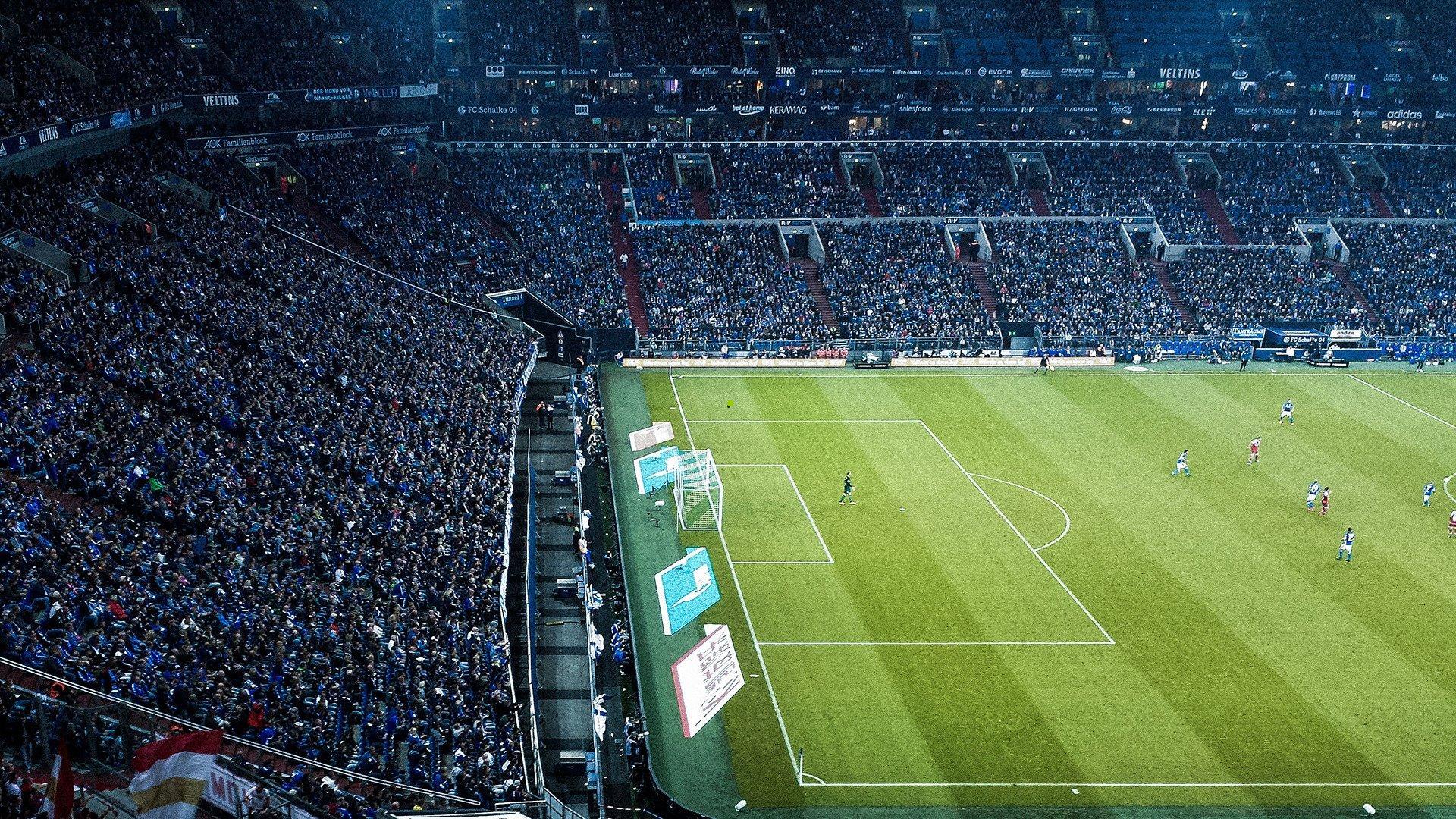 费耶诺德启动主场革命，下沉式球场升级计划，容量增至5.6万迎未来